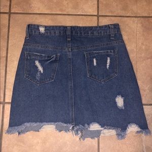 Cute jean skirt!!